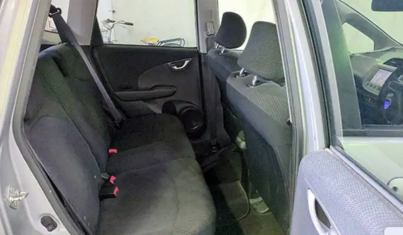 Honda Fit Hybrid full
