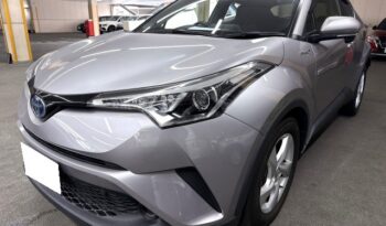 Toyota CH-R Hybrid full