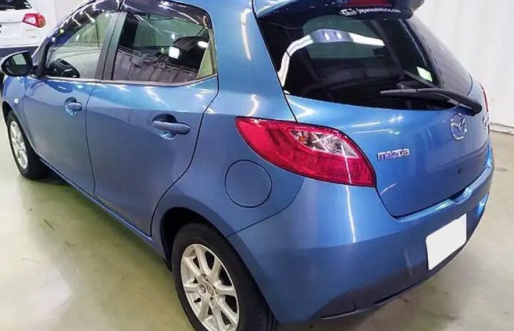 Mazda Demio full
