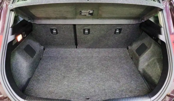 Toyota Auris full