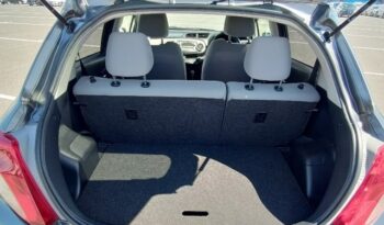 Toyota Vitz full