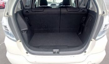 Honda Fit Hybrid full