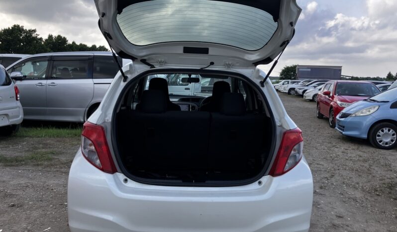 Toyota Vitz full