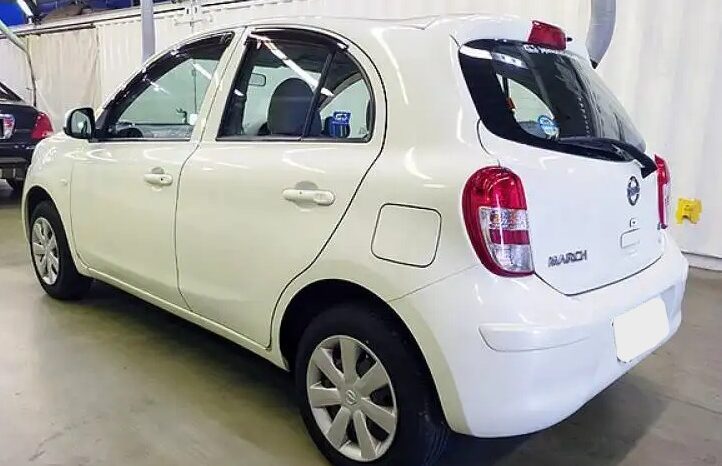 Nissan March full