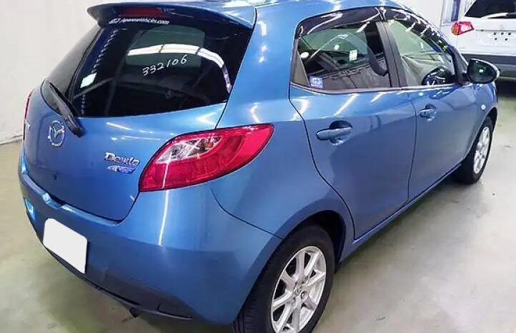Mazda Demio full