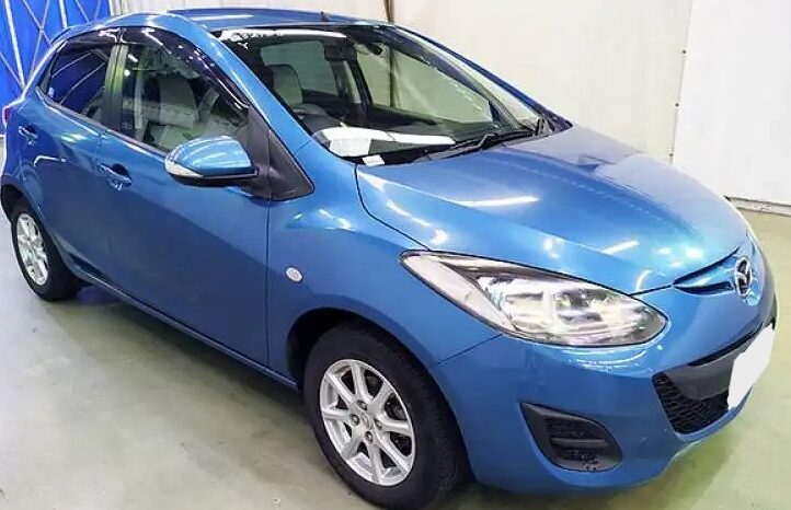 Mazda Demio full