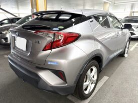 Toyota CH-R Hybrid