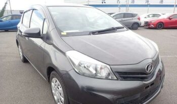Toyota Vitz full