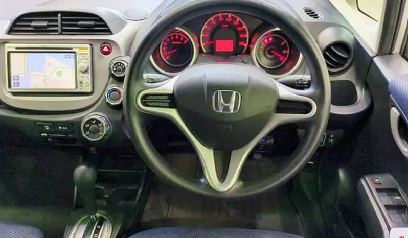 Honda Fit full