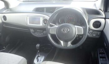 Toyota Vitz full