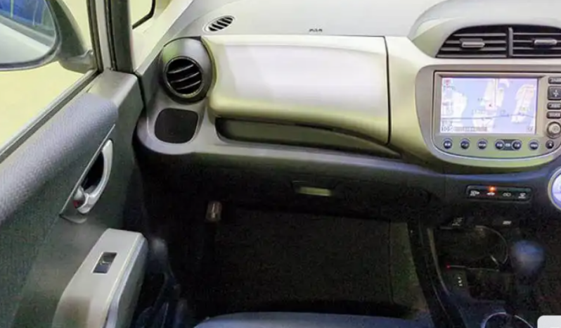 Honda Fit Hybrid full