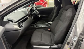 Toyota CH-R Hybrid full